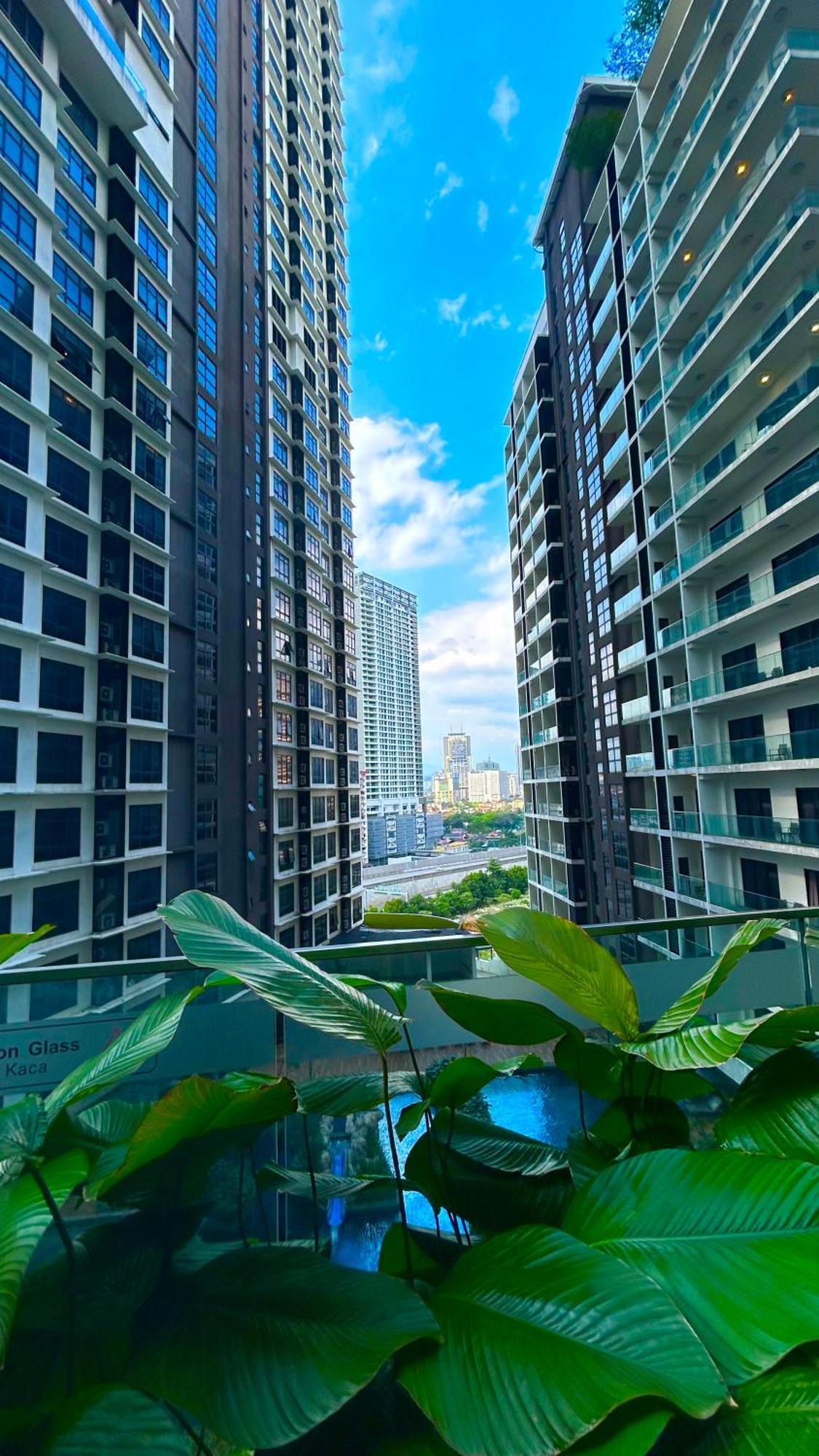 Summer Suites Klcc By Impexia Κουάλα Λουμπούρ Εξωτερικό φωτογραφία